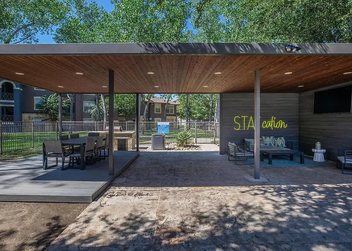 Apartment Landing Modern 1Bd In Cityview Fort Worth