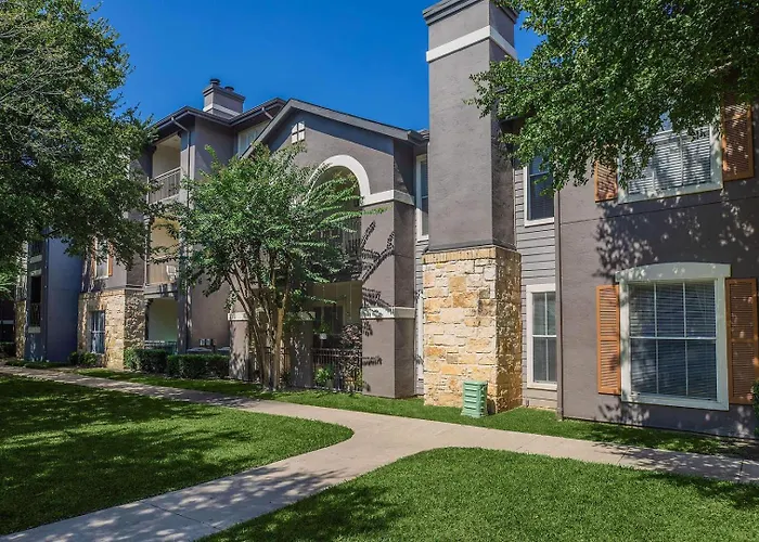 Landing Modern 1Bd In Cityview Fort Worth