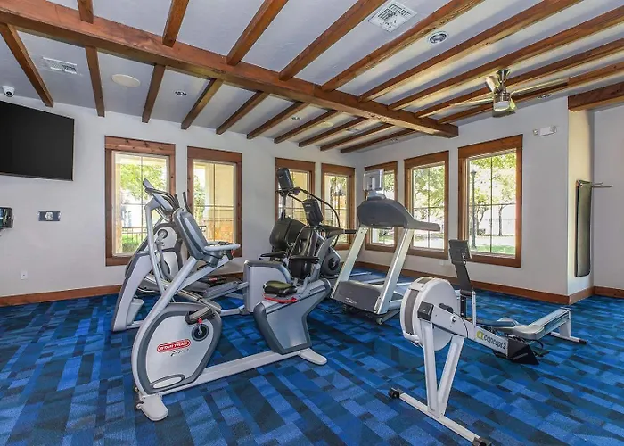Landing Modern 1Bd In Cityview * Fort Worth