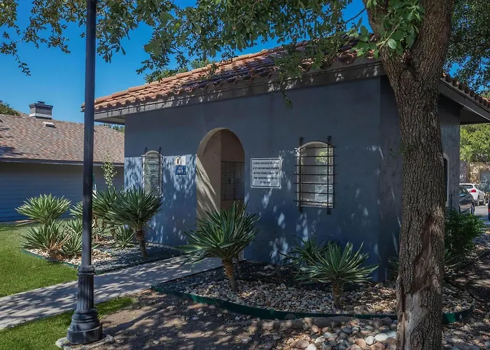 Landing Spectacular 1Bd In Cityview