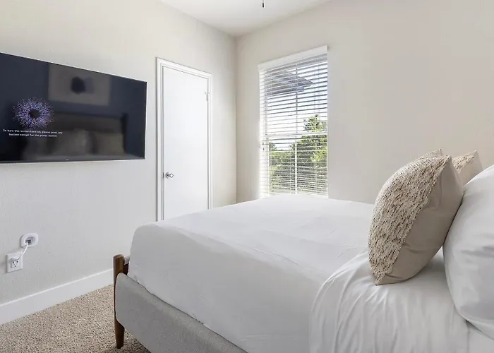 Landing Modern 1Bd In Cityview Apartment Fort Worth