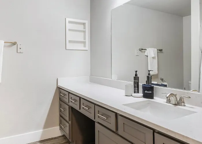 Apartment Landing Modern 1Bd In Cityview