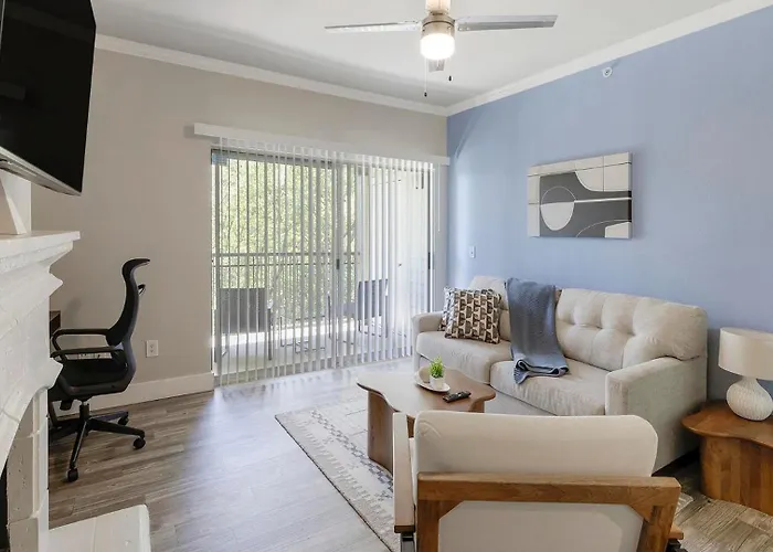 Landing Modern 1Bd In Cityview Fort Worth