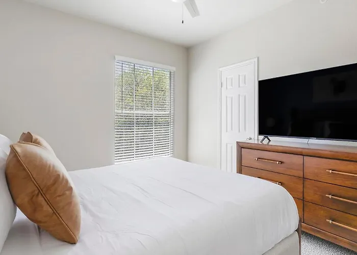 Landing Modern 1Bd In Cityview Apartment *