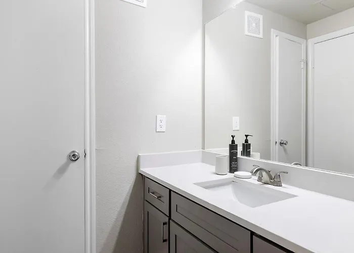 Landing Modern 1Bd In Cityview
